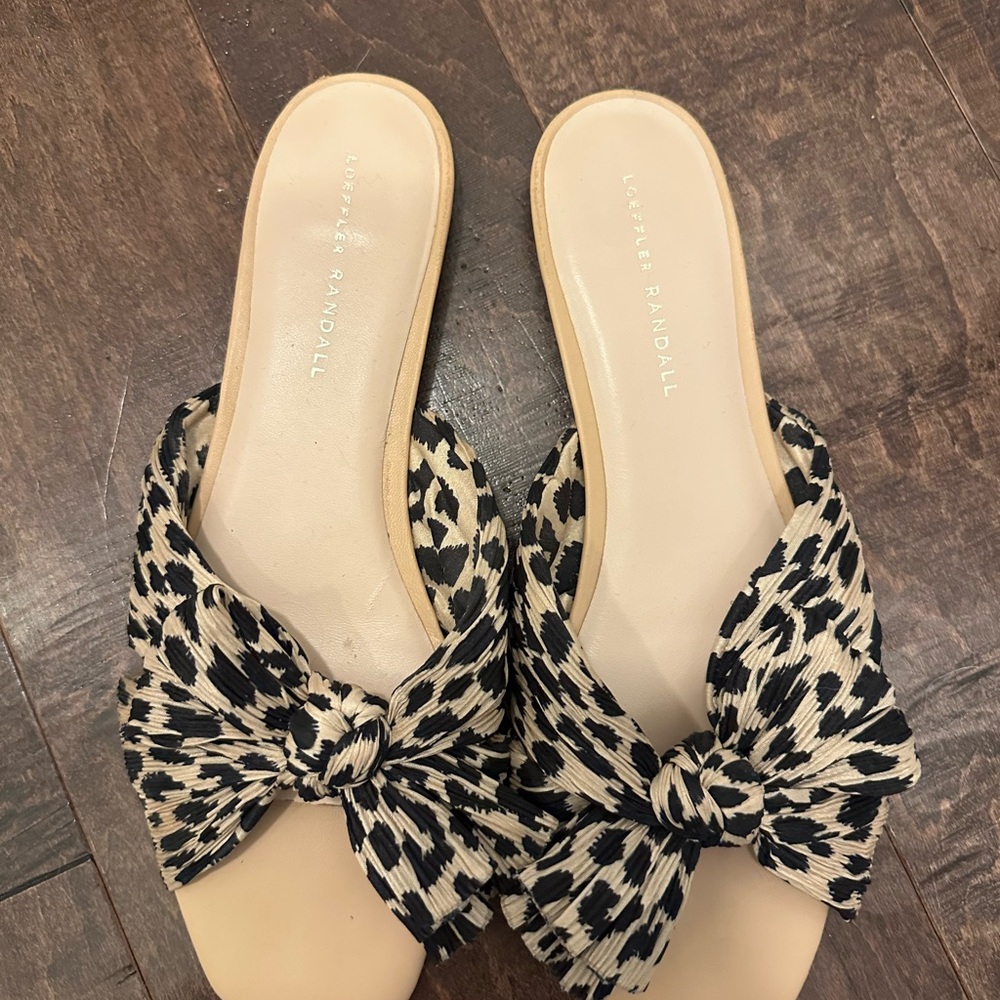 Loeffler Randall - Daphne Knotted Sandals - leopard print 🐆